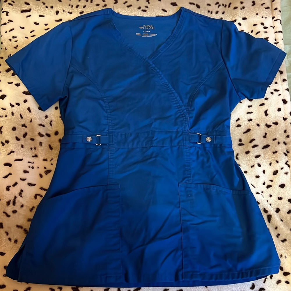 Cherokee Luxe Scrub top